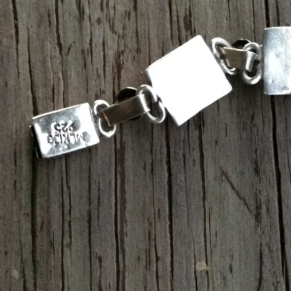 Vintage Orange Coral Sterling Silver Bracelet - Picture 3 of 12